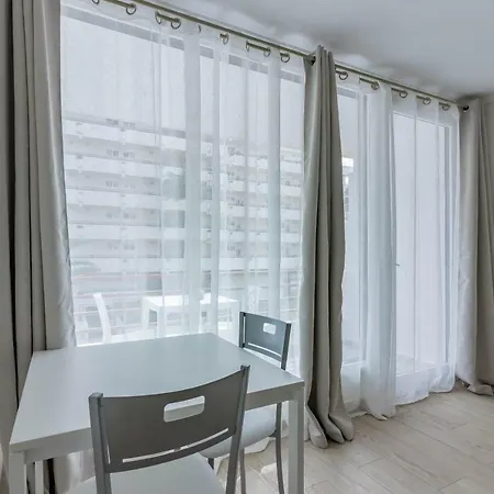 Apartmán Las Americas Ocean View Studio 2 *