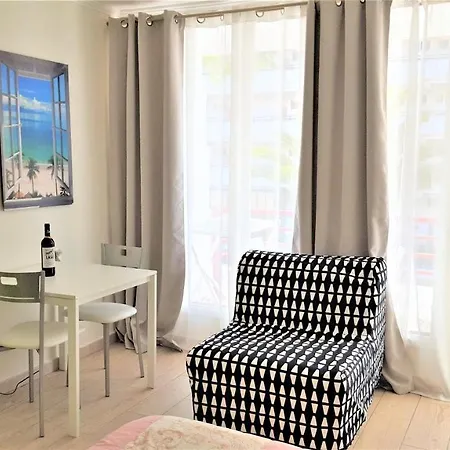 Las Americas Ocean View Studio 2 *